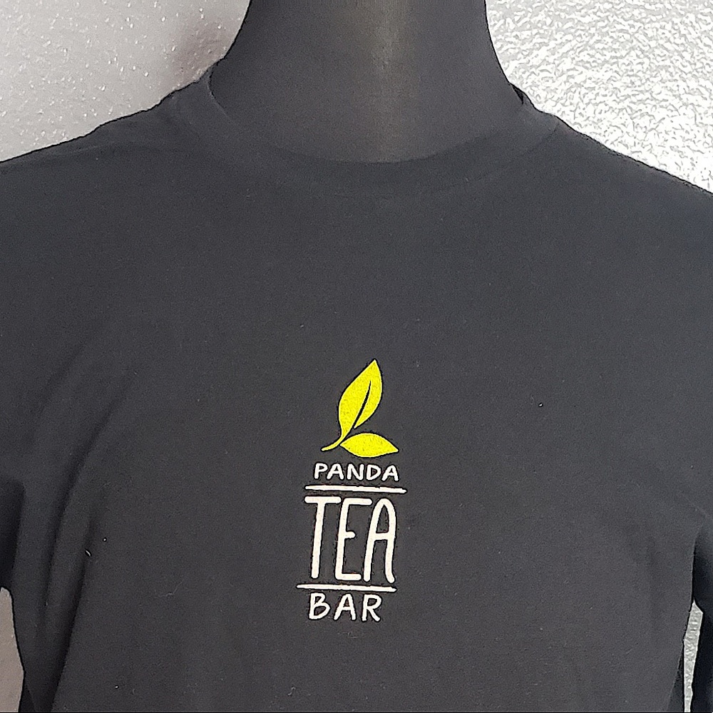 Panda Express Black Large PreOwned T-Shirt-Panda Tea Leaf Bar Uniform Merch